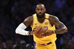 名记：詹姆斯在23年的NBA生涯中 首次未被球队极力挽留